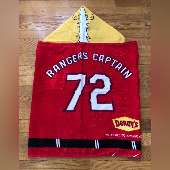 Rare Texas Rangers Child’s Hooded Towel - Picture 6 of 7